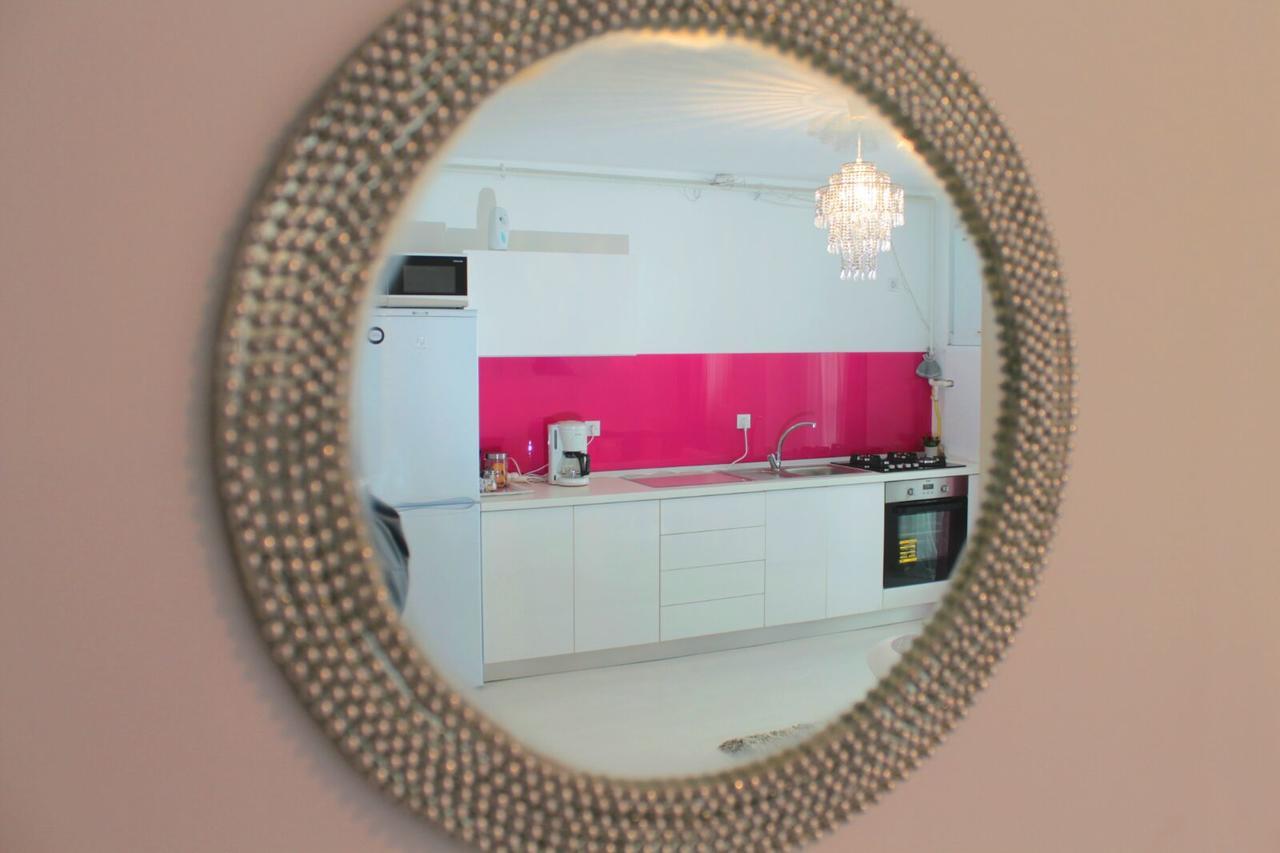 White Luxury Apartment Sybin Zewnętrze zdjęcie